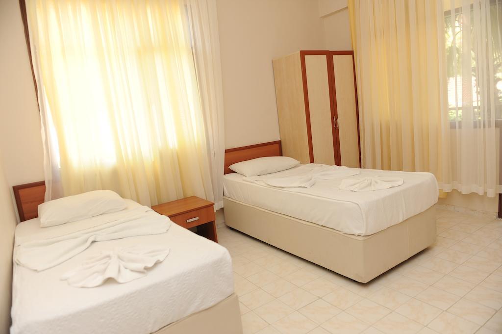 Holiday World Hotel Alanya Værelse billede