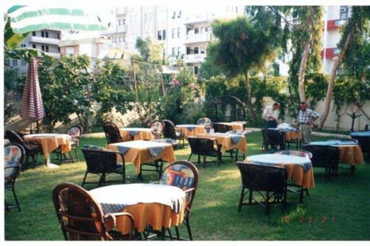 Holiday World Hotel Alanya Eksteriør billede