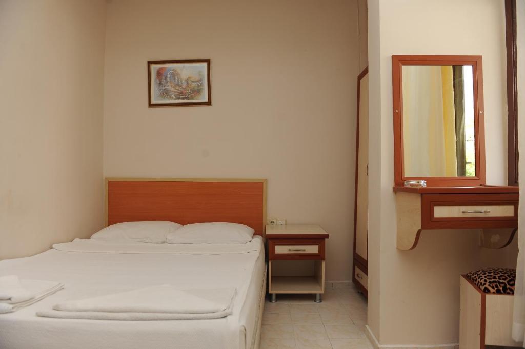 Holiday World Hotel Alanya Værelse billede